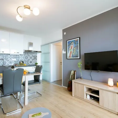 Sunset Violin Apartment *